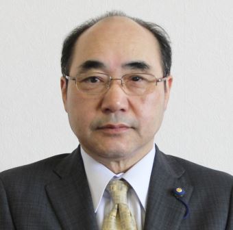 髙橋文雄